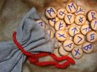 Fortune telling with runes: layout Three runes (1) – Fortune telling online