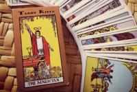 What spell to read before tarot reading